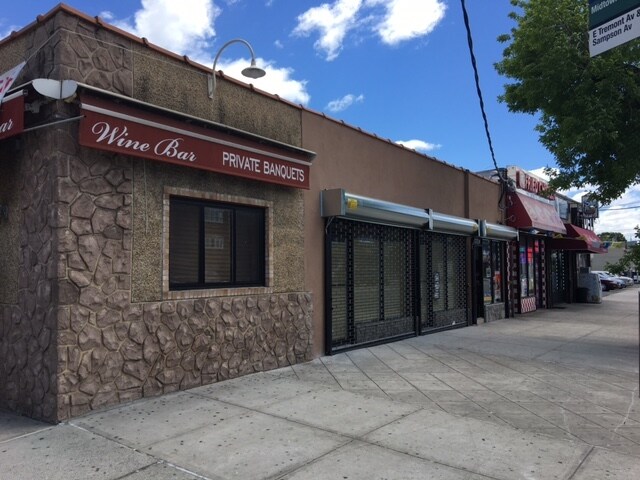 More Photos Of 4001-4009 E Tremont Ave, Bronx Storefront For Lease