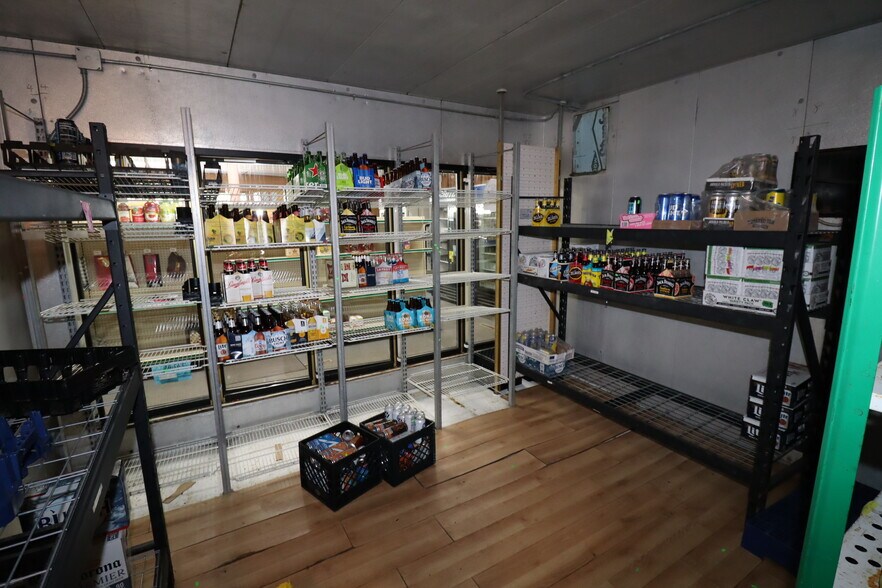 More Photos Of 22195 Highway 63, Grand View Storefront Retail Residential For Sale