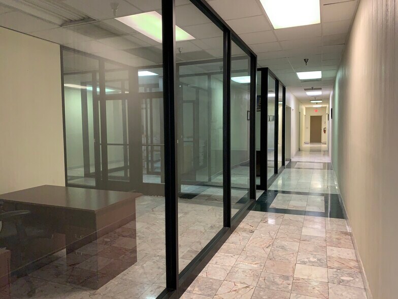 More Photos Of 1705 Texas Ave, El Paso Warehouse For Sale