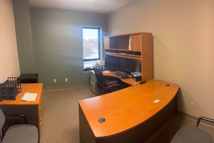 More Photos Of 4955 Beck Dr, Elkhart Manufacturing For Lease