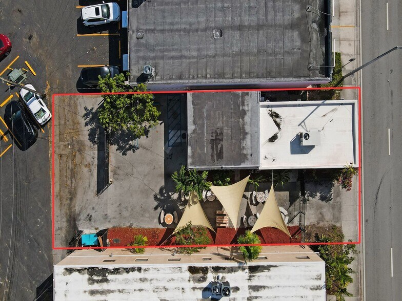 More Photos Of 12831 W Dixie Hwy, North Miami Freestanding For Sale