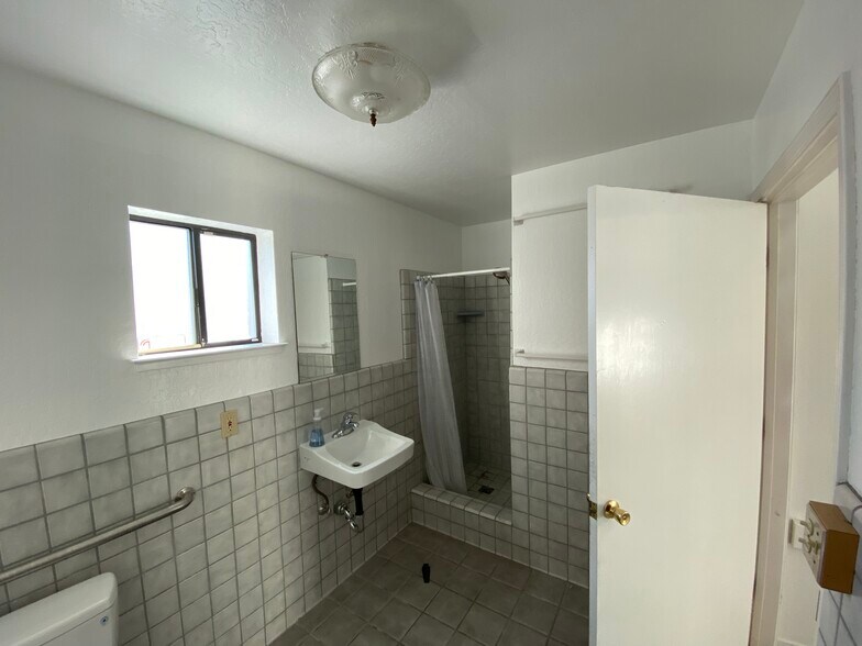 More Photos Of 2851 Research Park Dr, Soquel Service For Lease