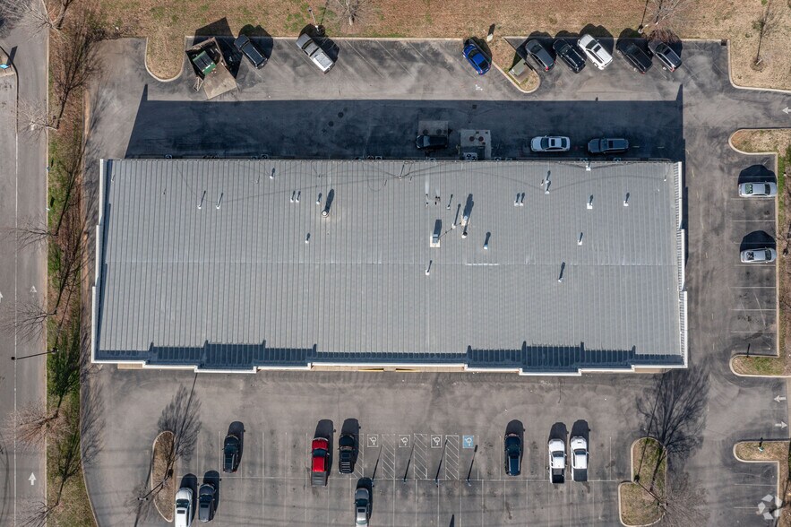 More Photos Of 2850-2870 S Church St, Murfreesboro Unknown For Lease