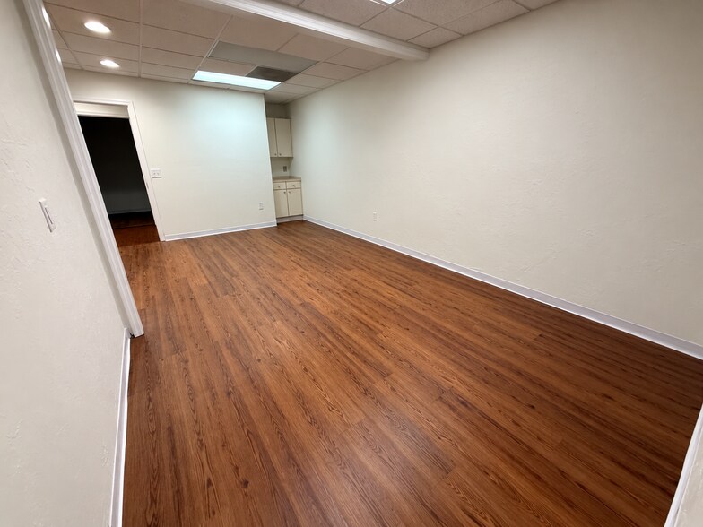 More Photos Of 1283 SW Sr-47, Lake City Medical For Lease