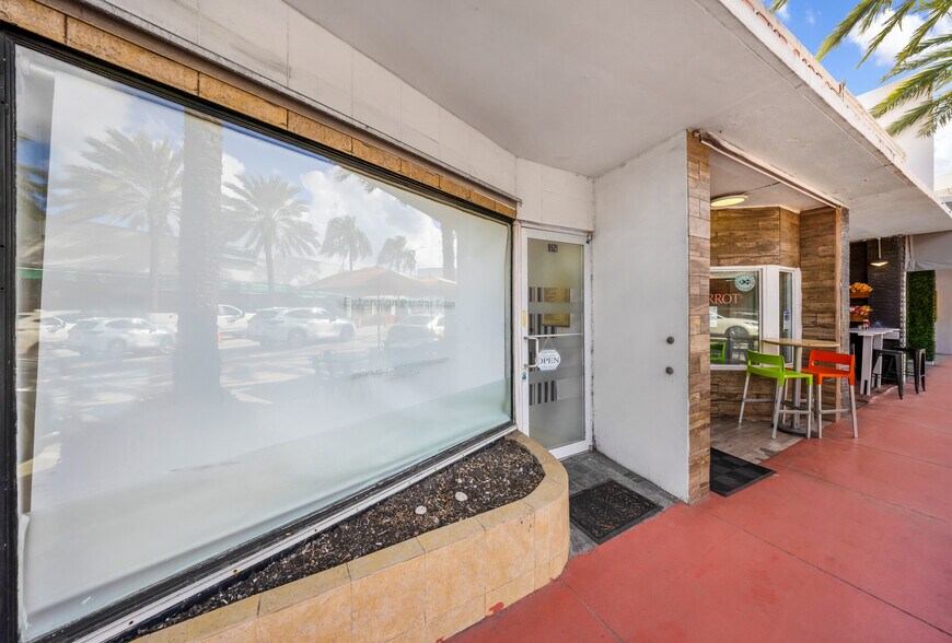 More Photos Of 9521 Harding Ave, Surfside Storefront For Sale
