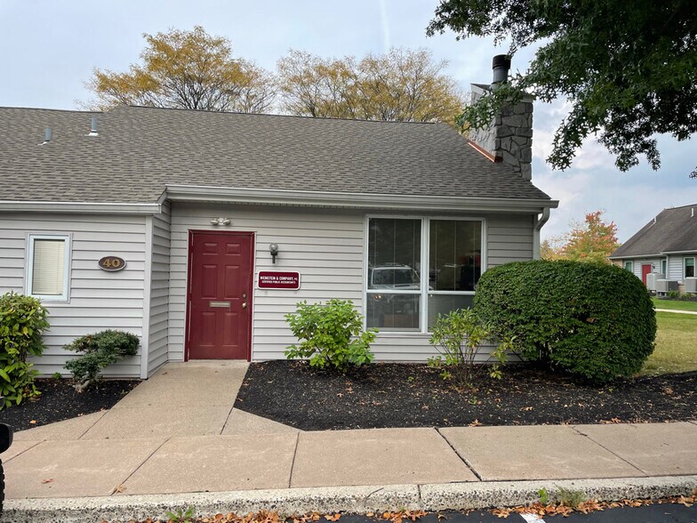 Primary Photo Of 252 W Swamp Rd, Doylestown Office For Lease