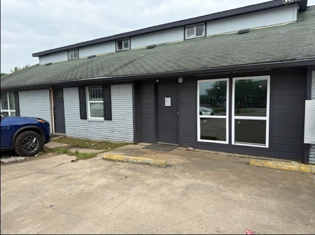 More Photos Of 9321 Meldrum Ln, Houston Light Distribution For Lease