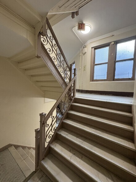 More Photos Of 120 Haven Ave, New York Apartments For Sale