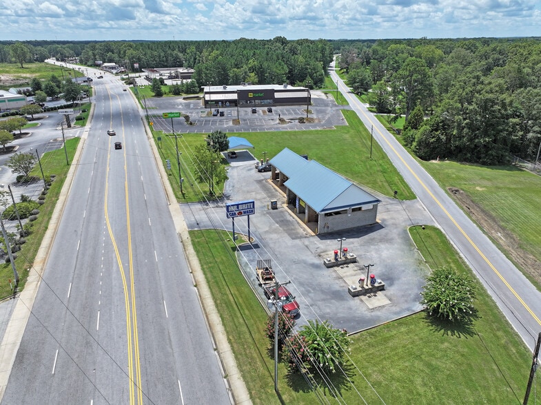 Primary Photo Of 2534 US 25, Greenwood Carwash For Sale
