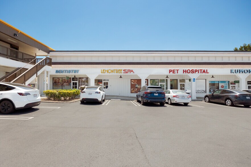 More Photos Of 17474-17580 Yorba Linda Blvd, Yorba Linda Unknown For Lease