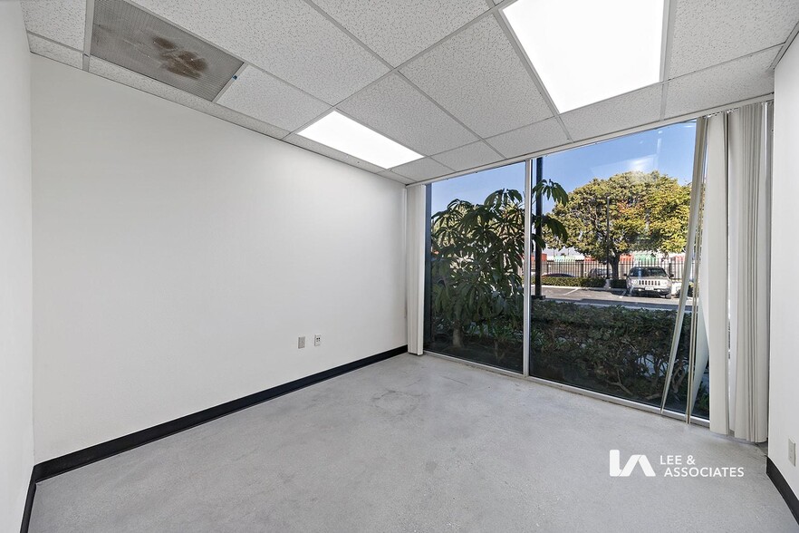 More Photos Of 620 W 16th St, Long Beach Warehouse For Lease