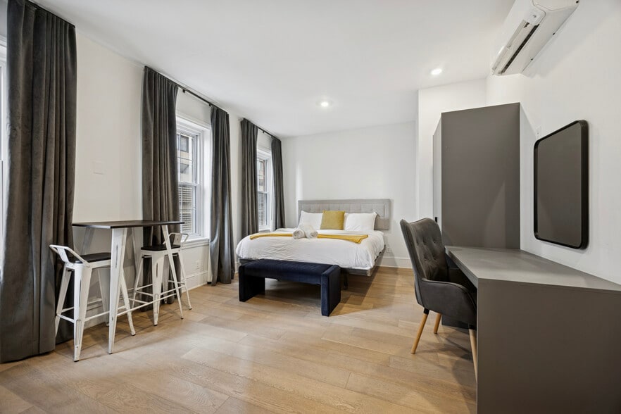 More Photos Of 1325 Spruce St, Philadelphia Hotel For Sale