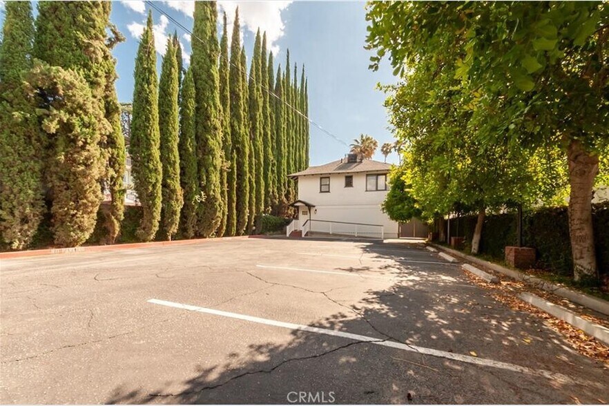 More Photos Of 339 Cajon St, Redlands Coworking Space