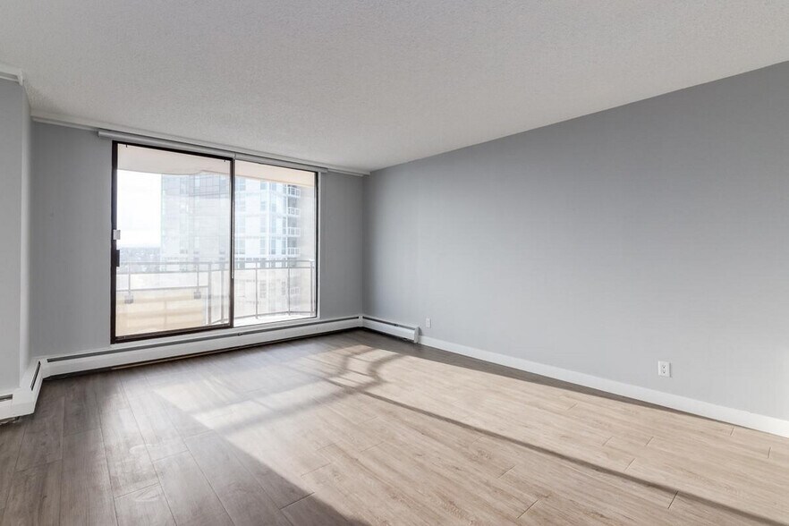 More Photos Of 2105 90 Av SW, Calgary Apartments For Lease