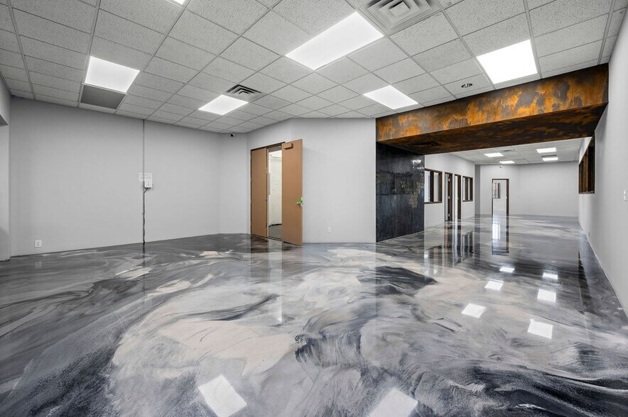 More Photos Of 787 Valley Ct, Grand Junction Office For Lease