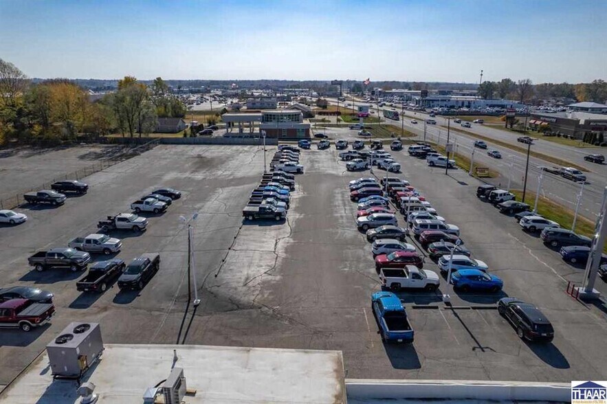 More Photos Of 4120 S US Highway 41, Terre Haute Auto Dealership For Sale