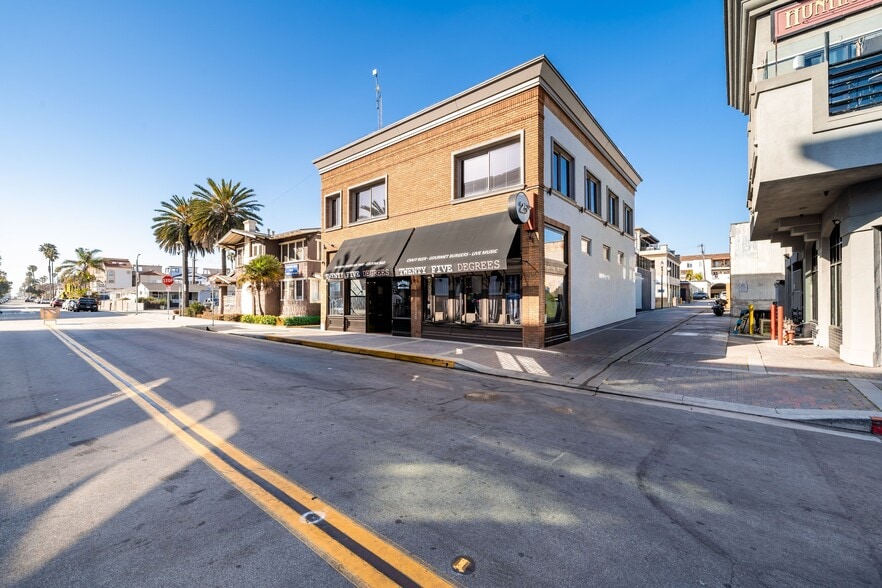 Primary Photo Of 412-414 Walnut Ave, Huntington Beach Storefront For Sale