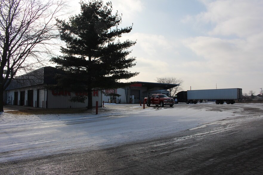 More Photos Of 6383 Lake Rd, Windsor Carwash For Sale