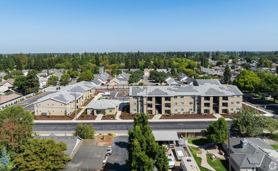 More Photos Of 2531 W Rumble Rd, Modesto Apartments For Sale