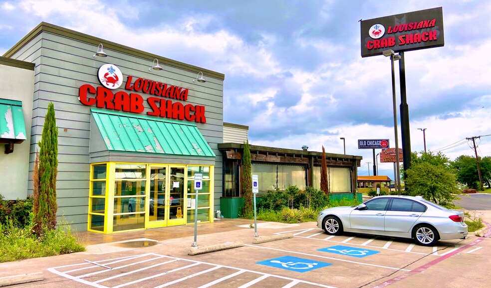 More Photos Of 4671 Interstate 35 S, Waco General Retail For Sale