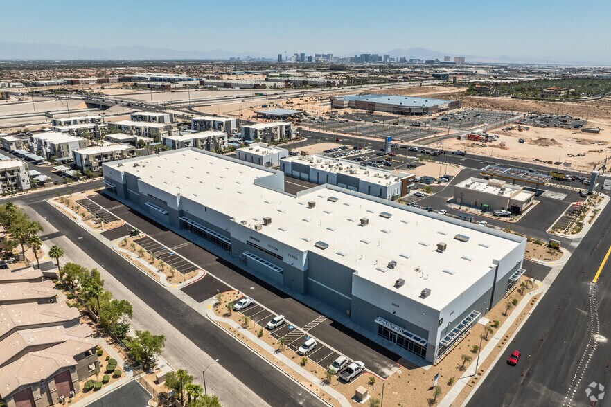 More Photos Of 6950 Miller Ln, Las Vegas Distribution For Sale