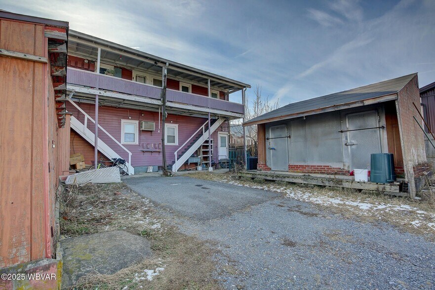More Photos Of 32 W Southern Ave, Williamsport General Retail For Sale