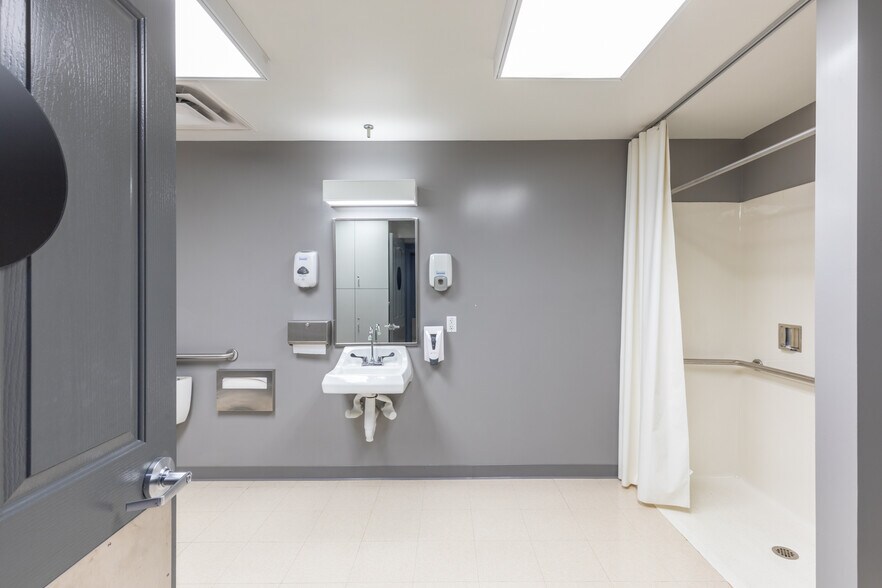 More Photos Of 730 Bennett Valley Rd, Santa Rosa Medical For Lease