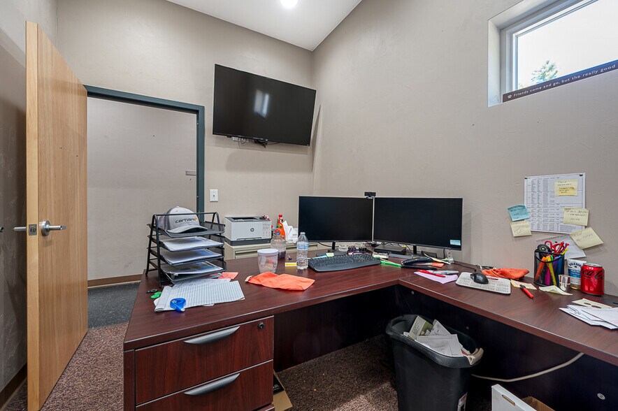 More Photos Of 10 Meadow Rd, Spencer Lodge Meeting Hall For Sale