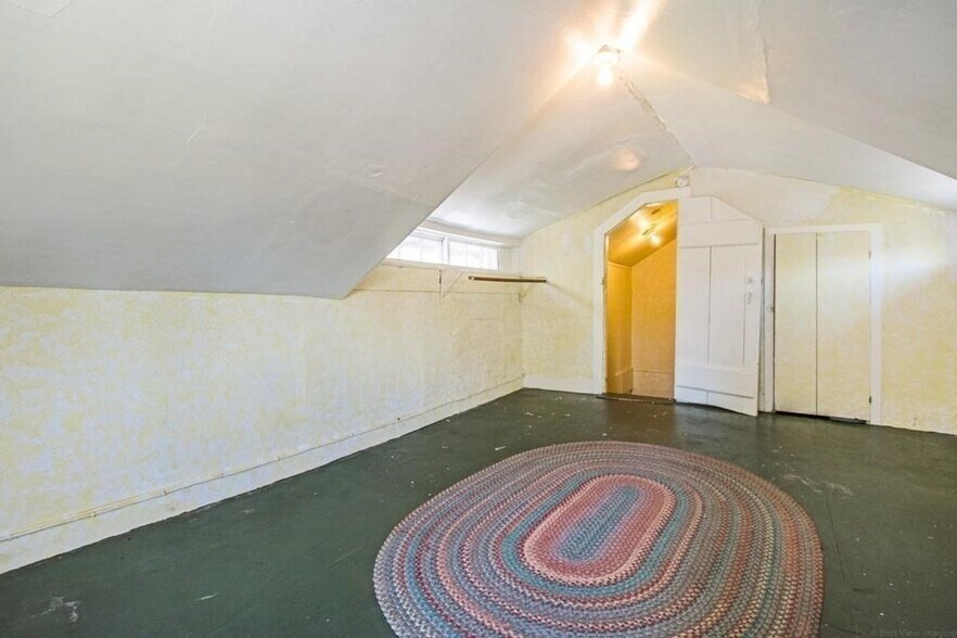 More Photos Of 18 Sargent St, Cherry Valley Flex For Sale