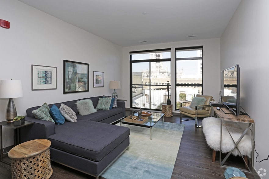 More Photos Of 6105 Spirit St, Pittsburgh Apartments For Lease