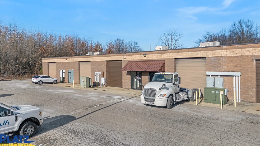 More Photos Of 12480 Debartolo Dr, North Jackson Warehouse For Lease