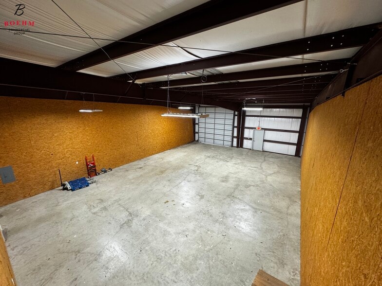 More Photos Of 103 Ranger Dr, Boerne Warehouse For Lease