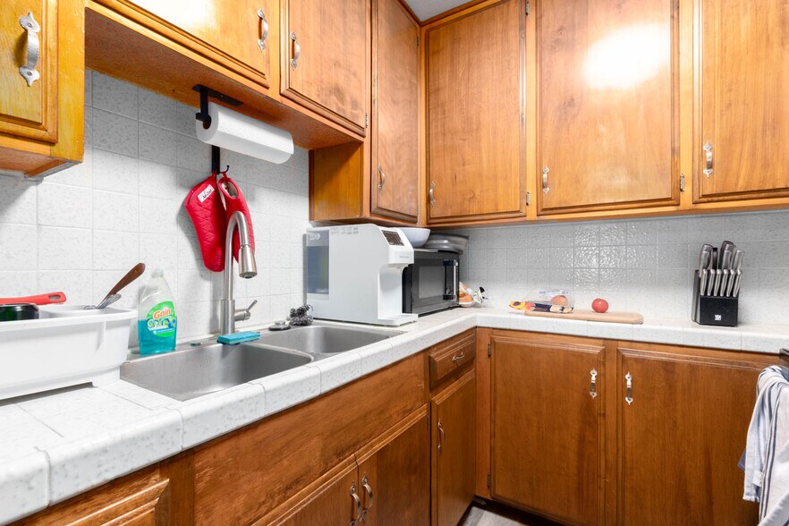More Photos Of 4355 Iowa St, San Diego Apartments For Sale