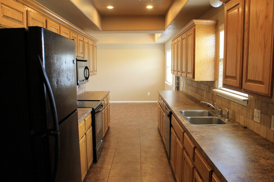 More Photos Of 7295 E HWY 270, Mcalester Apartments For Sale