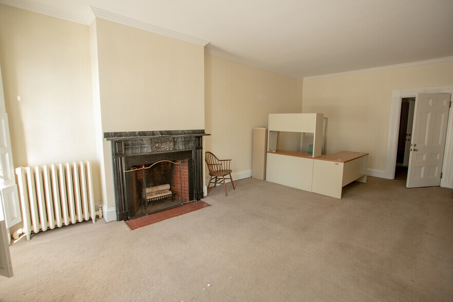 More Photos Of 77 Broadway, Bangor Apartments For Sale