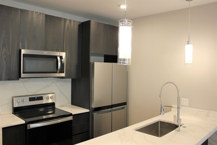 More Photos Of 1000-1038 W Girard Ave, Philadelphia Apartments For Lease