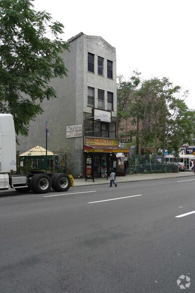 Primary Photo Of 1679 Madison Ave, New York Storefront Retail Residential For Lease