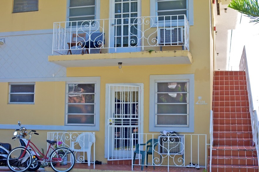 More Photos Of 934 Meridian Ave, Miami Beach Apartments For Sale