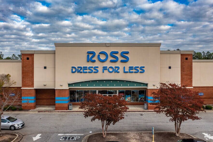 More Photos Of 4685 Presidential Pky, Macon-Bibb Unknown For Lease