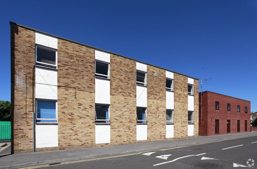 More Photos Of Grove Rd, Portsmouth Light Manufacturing For Lease