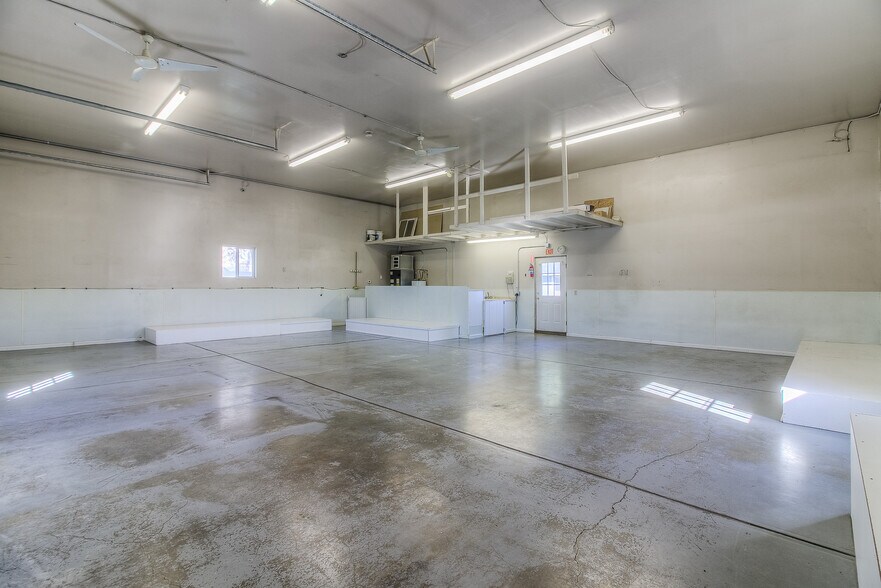 More Photos Of 2310 Terrace Heights Dr, Yakima Flex For Sale