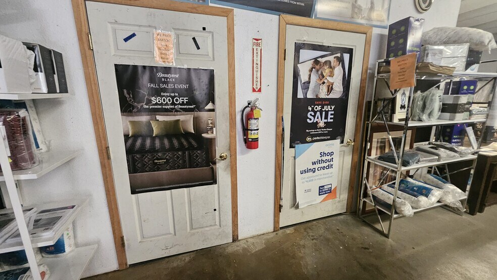 More Photos Of 6408 Lake Isabella Blvd, Lake Isabella Storefront For Sale