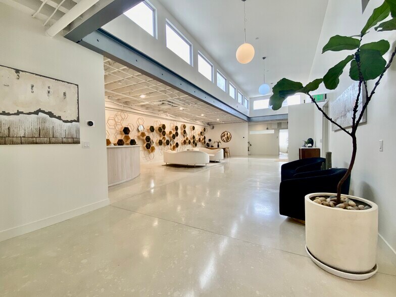 More Photos Of 1538 20th St, Santa Monica Loft Creative Space For Lease