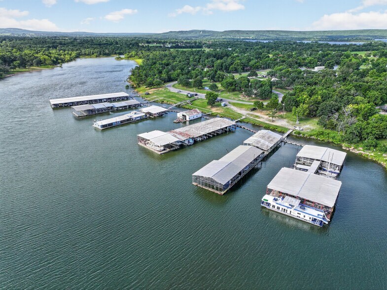 More Photos Of 113 E Bk 800 Rd, Stigler Marina For Sale