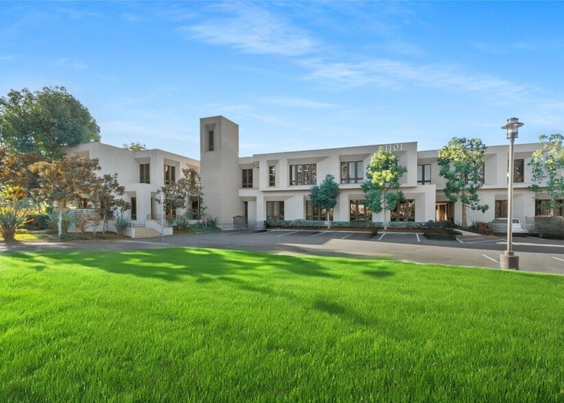 More Photos Of 1101 Dove St, Newport Beach Office For Sale