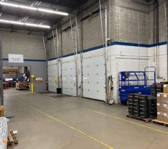 More Photos Of 2121 S 116th St, West Allis Manufacturing For Lease