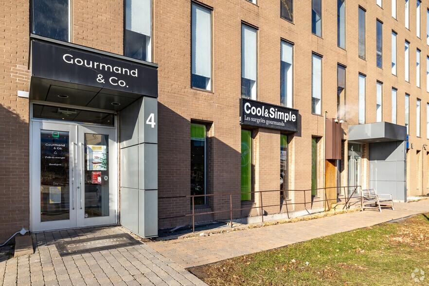 More Photos Of 4 Pl du Commerce, Montréal Office For Lease