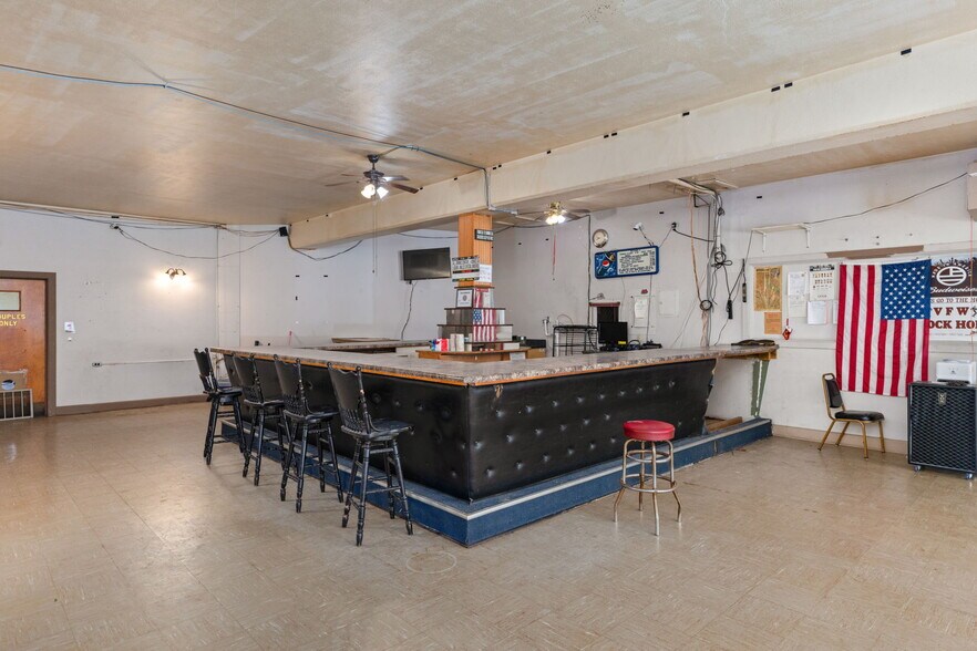 More Photos Of 419 N Raleigh Ave, Sheffield Specialty For Sale