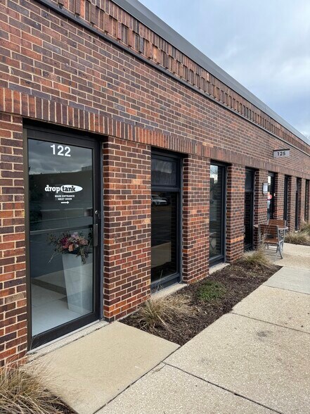 More Photos Of 361 S Frontage Rd, Burr Ridge Medical For Lease