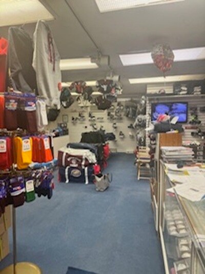 More Photos Of 319 Hathaway Blvd, New Bedford Storefront Retail Office For Sale